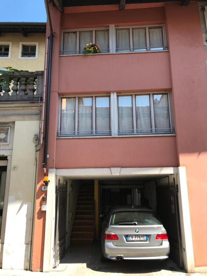 Апартаменти Che Piacere! Udine In Centro Col Posto Auto Екстер'єр фото